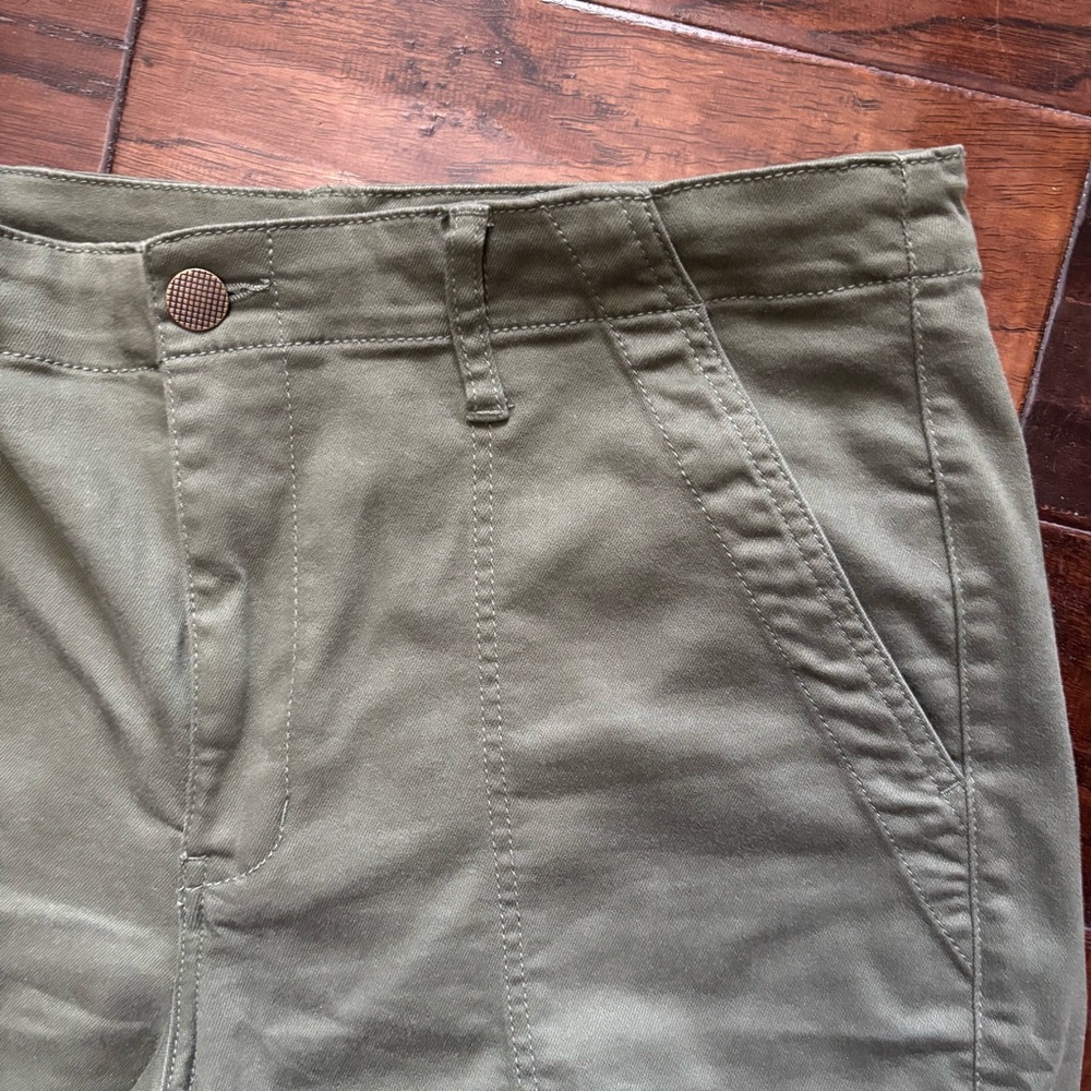 Cabi olive army green pants with zipper accents | Size 12 - Picture 4 of 6